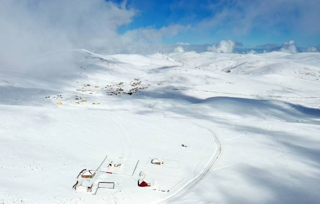 Trabzon'un yüksek kesimleri beyaz örtüyle kaplandı - Resim: 17